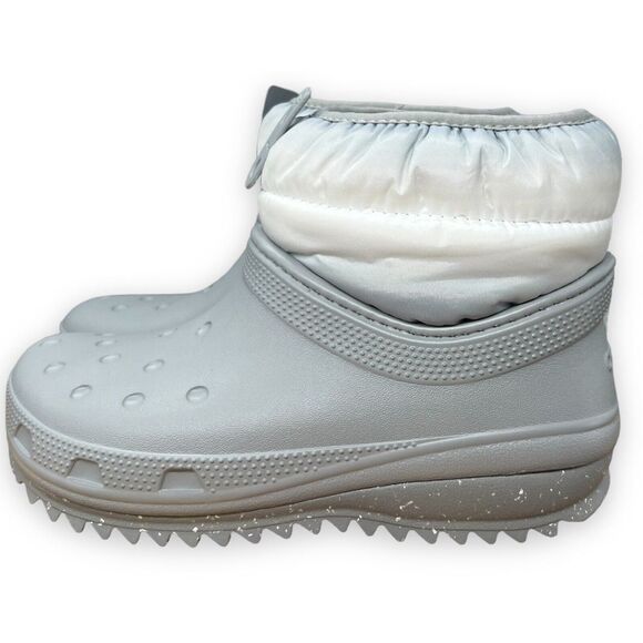 Crocs Neo Puff Shorty Boot Womens Size 5 Ankle Lined Grey‎ White Snow - Picture 1 of 10